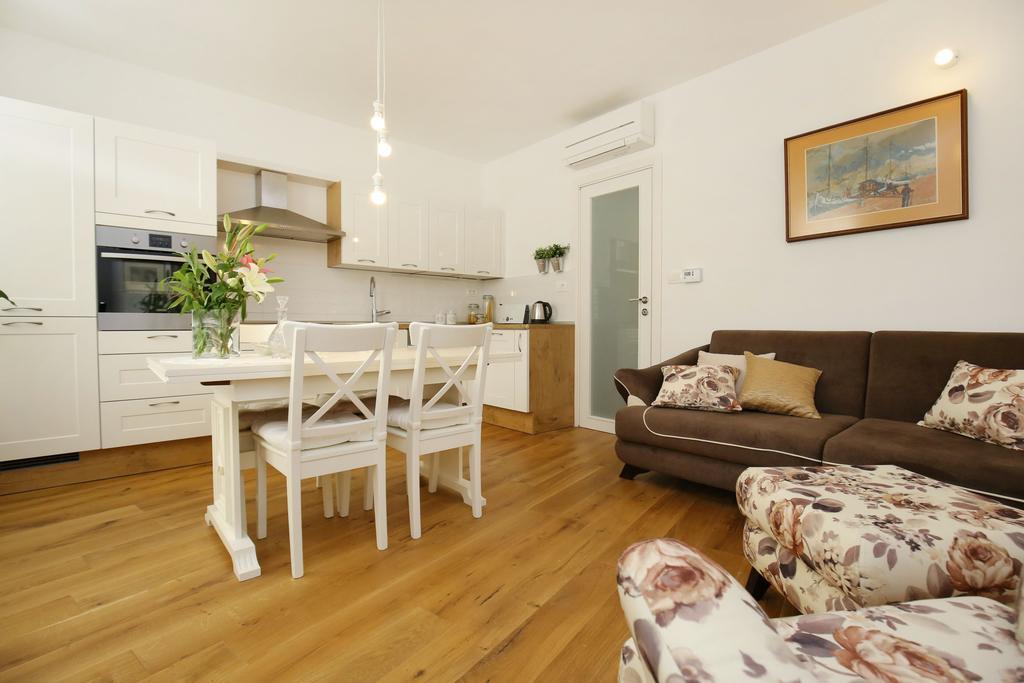 זאדאר Apartment Amber מראה חיצוני תמונה